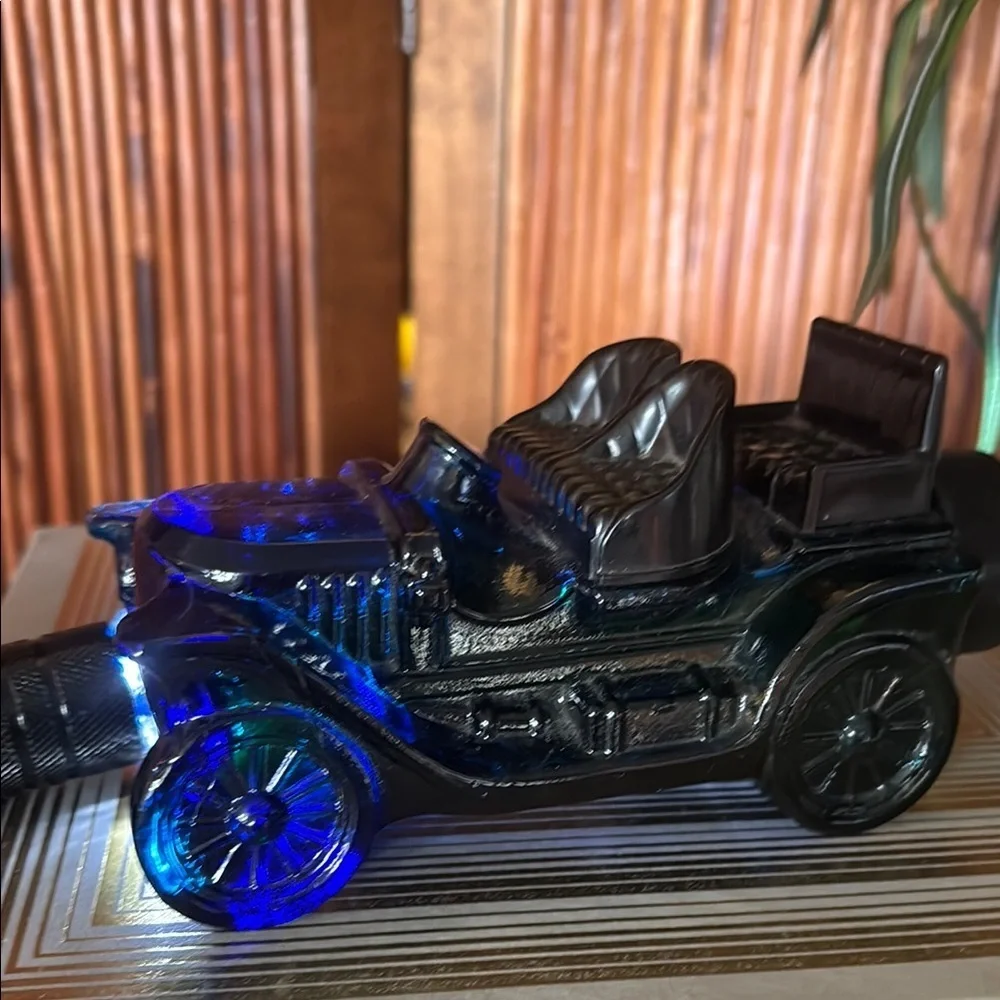 Avon Vintage Car Shaving Bottle - Blue bottle